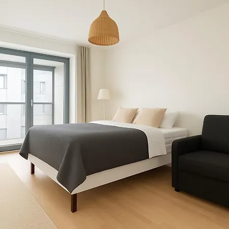 Finland Big Luxury - Spacious With Own Sauna, One Bedroom And Furnished Balcony Next To Train Station 公寓